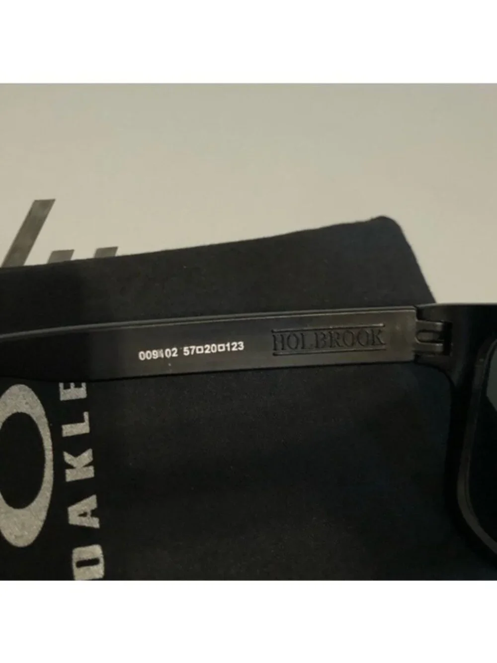 Holbrook Oakley Gold Reflective Lenses 9102 - Picture 4 of 7